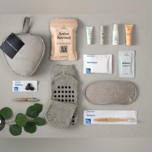 United Polaris Business Therabody Amenity Kit- BRAND NEW